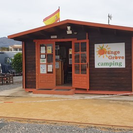 Wohnmobilstellplatz: 
Orange Grove ein kleiner ruhiger Campingplatz auf dem Land. - Orange Grove Camper Park