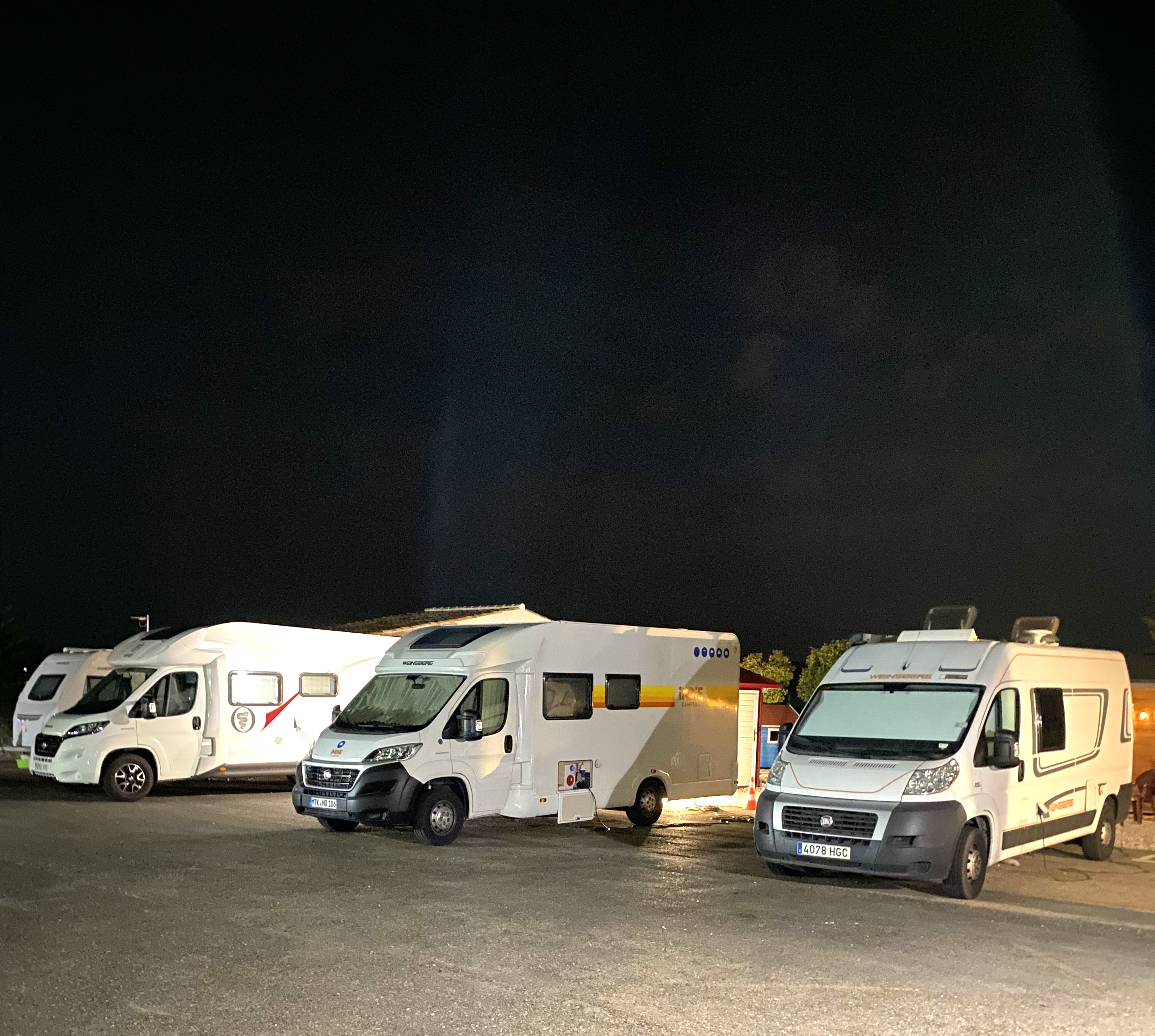 Wohnmobilstellplatz: Area de Ribaseca