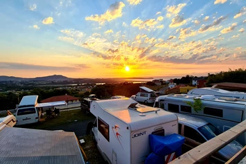 Wohnmobilstellplatz: A Frouxeira Camper Park