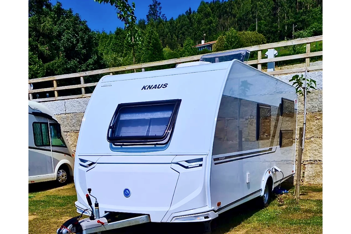 Wohnmobilstellplatz: A Frouxeira Camper Park