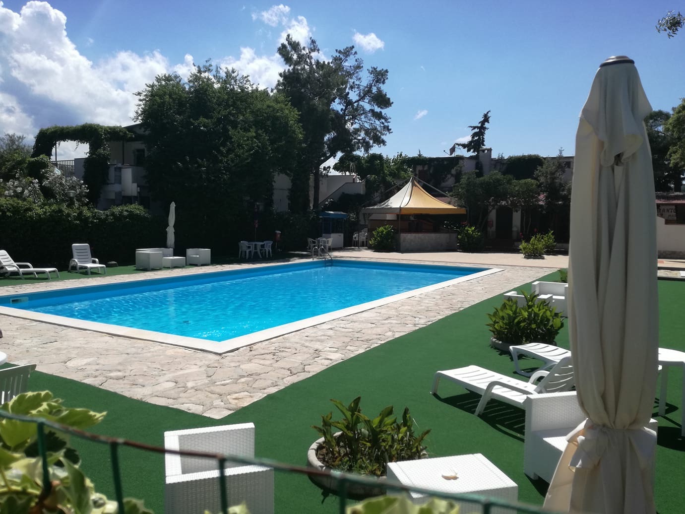 Wohnmobilstellplatz: Piscina Camping Vieste Marina - Camping Village Vieste Marina