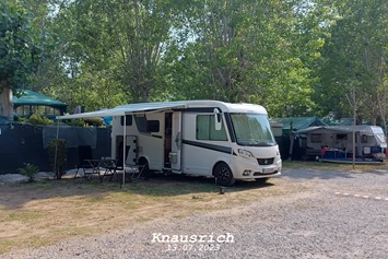 Wohnmobilstellplatz: Camping Pineta