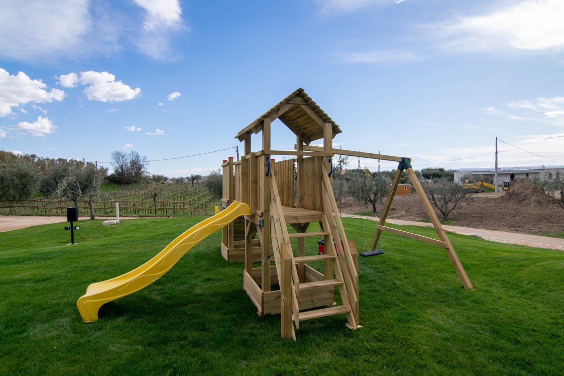 Wohnmobilstellplatz: Spielplatz für die Kinder - Agricamping Est Garda