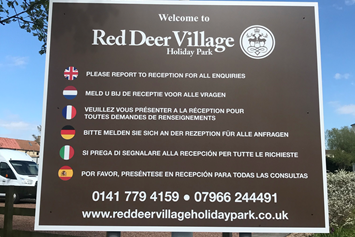 Wohnmobilstellplatz: Red Deer Village Holiday Park