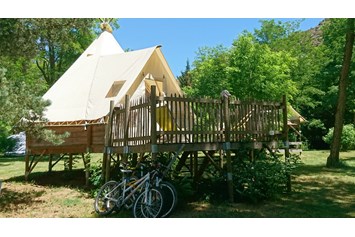 Wohnmobilstellplatz: Tipi-Lodge für 4 Personen - Camping Le Viaduc