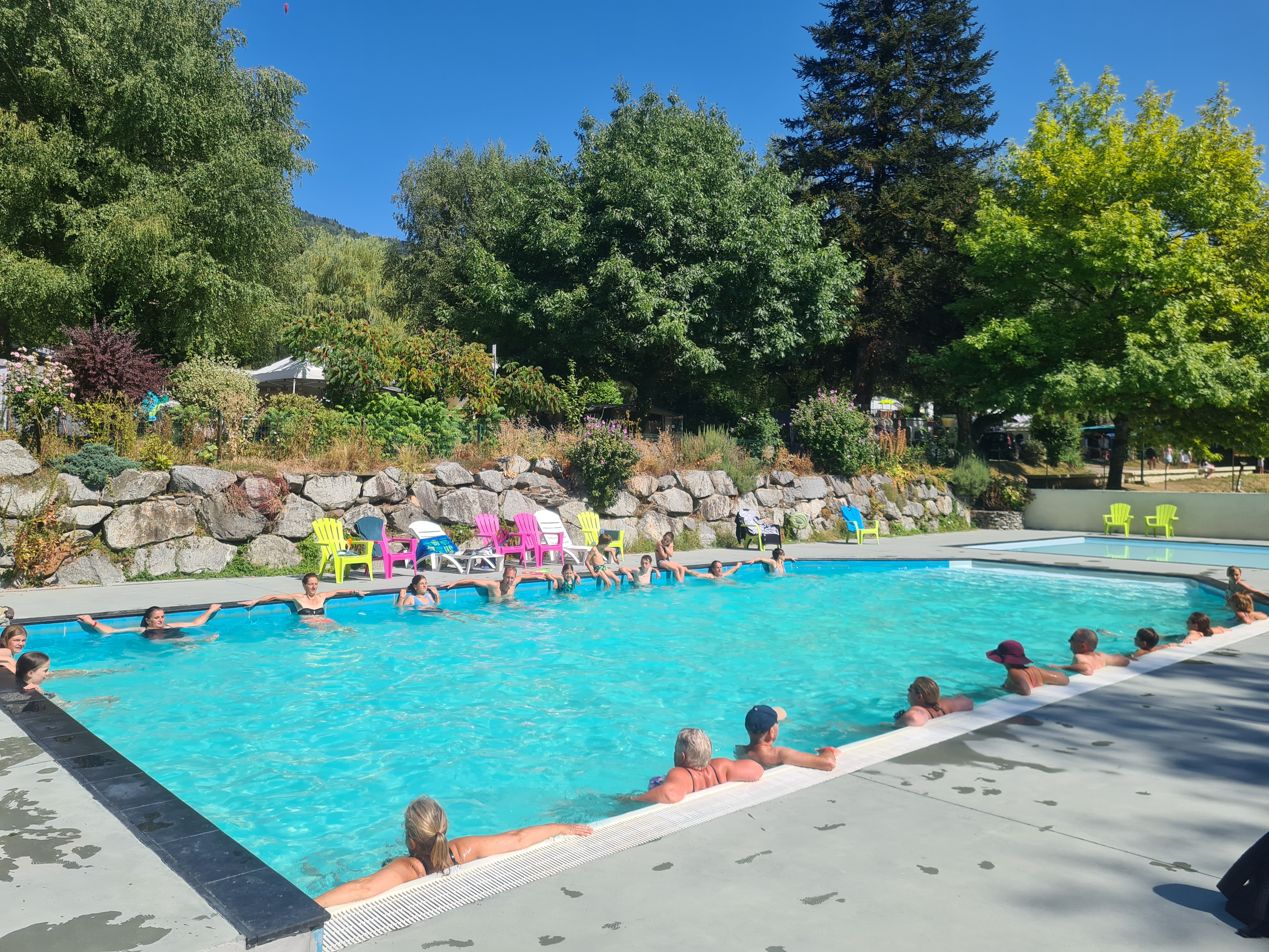 Reisemobilstellplatz - Duschen - Frankreich - Piscine - Campingplatz Clair Matin