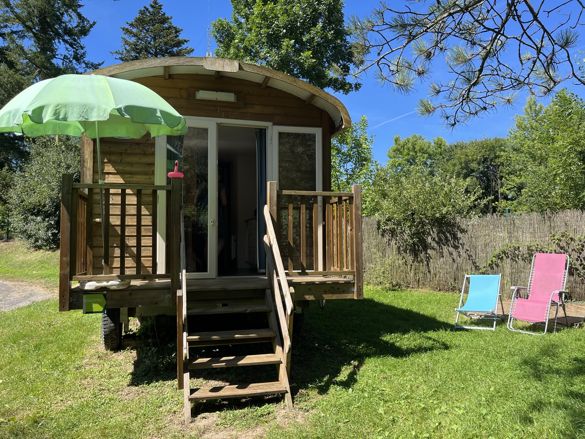 Wohnmobilstellplatz: Roulotte - Campingplatz Le Nid du Parc