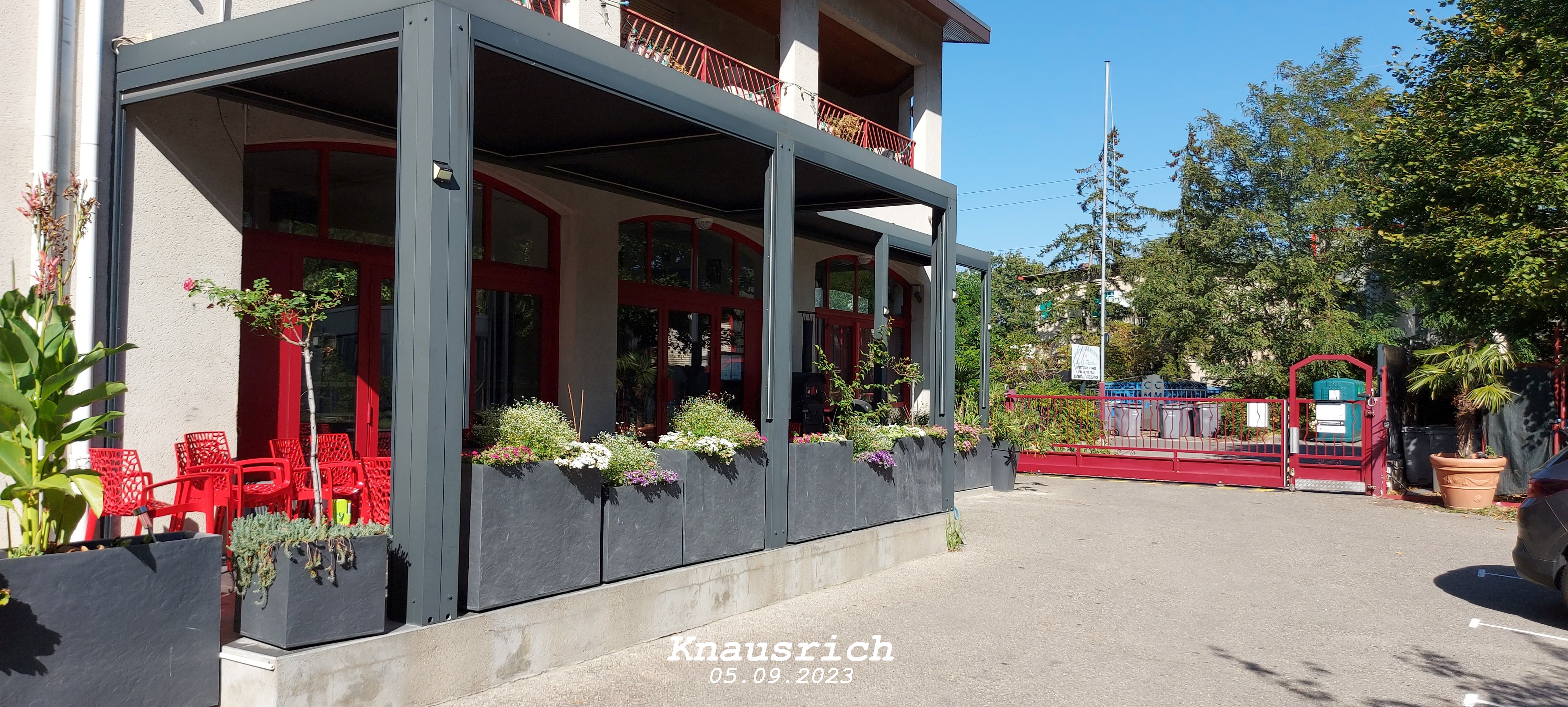 área camper - La Terrasse - Camping Caravaning Les 3 Pucelles