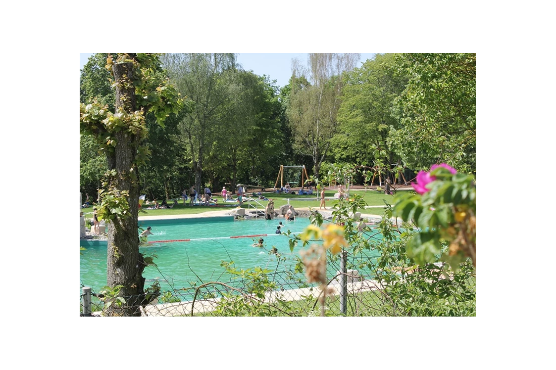 Wohnmobilstellplatz: Wasserspielplatz für die ganz kleinen Gäste - Campinggarten Leibertingen