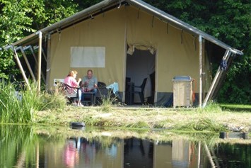 Wohnmobilstellplatz: Camping Aux Sources de Lescheret