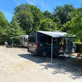 Wohnmobilstellplatz: Parking 't Grom