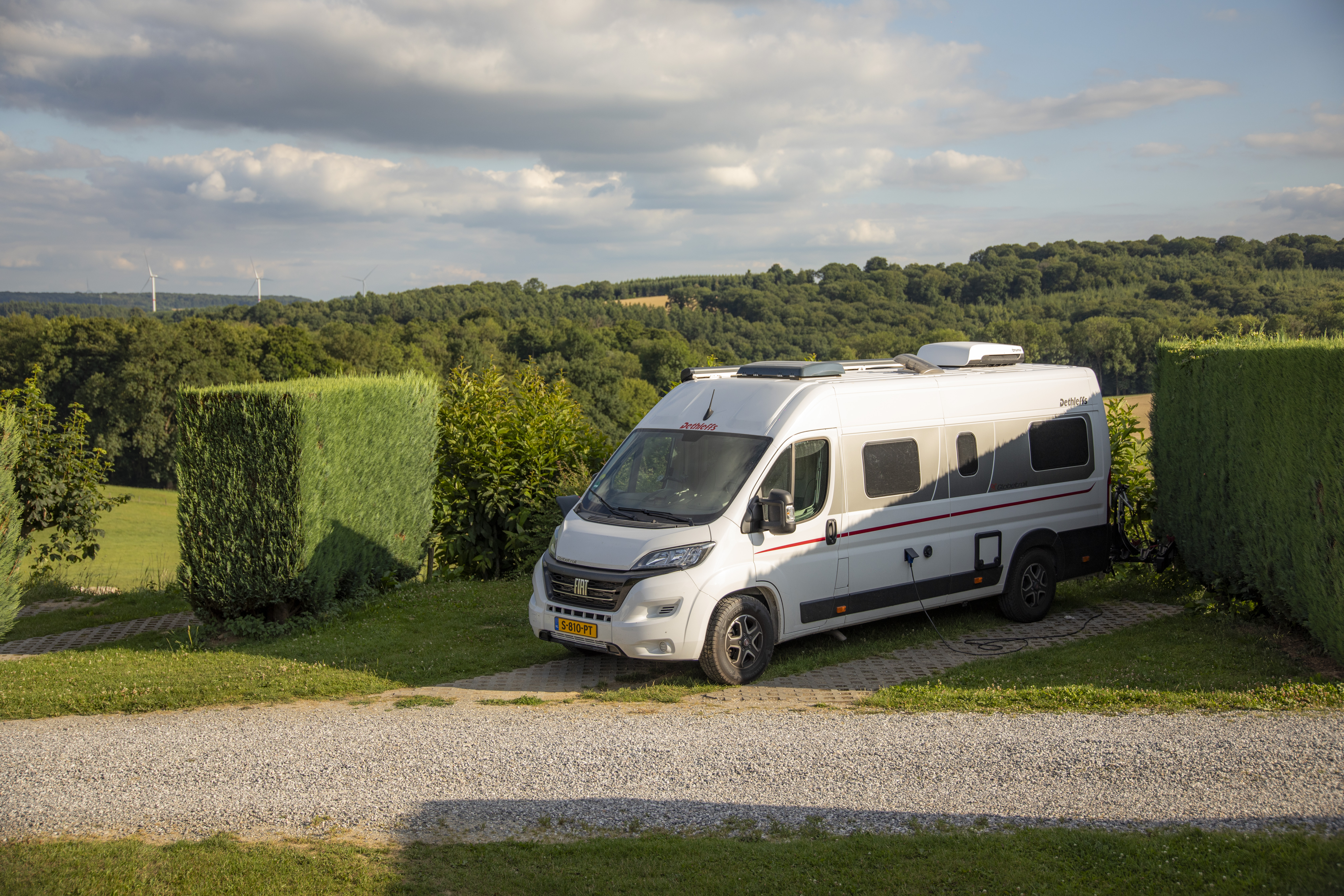 Area sosta per camper - Sauna - Vallonia - emplacement de passage sol dur - Campingplatz Durnal