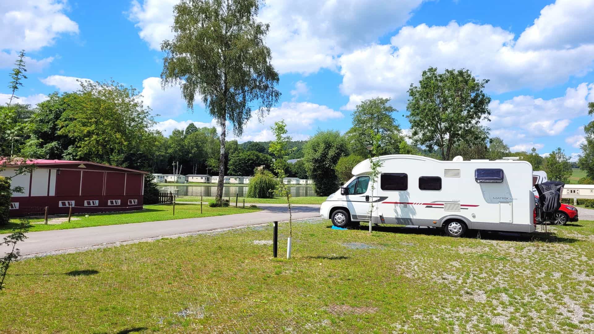 Reisemobilstellplatz - Umgebungsschwerpunkt: See - Belgien - Campingplatz Le Val de l'Aisne