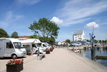 Wohnmobilstellplatz: Wohnmobilstellplatz am Schleswiger Stadthafen - Stellplatz am Schleswiger Stadthafen