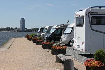 Wohnmobilstellplatz: Tolle Lage direkt am Wasser - Stellplatz am Schleswiger Stadthafen