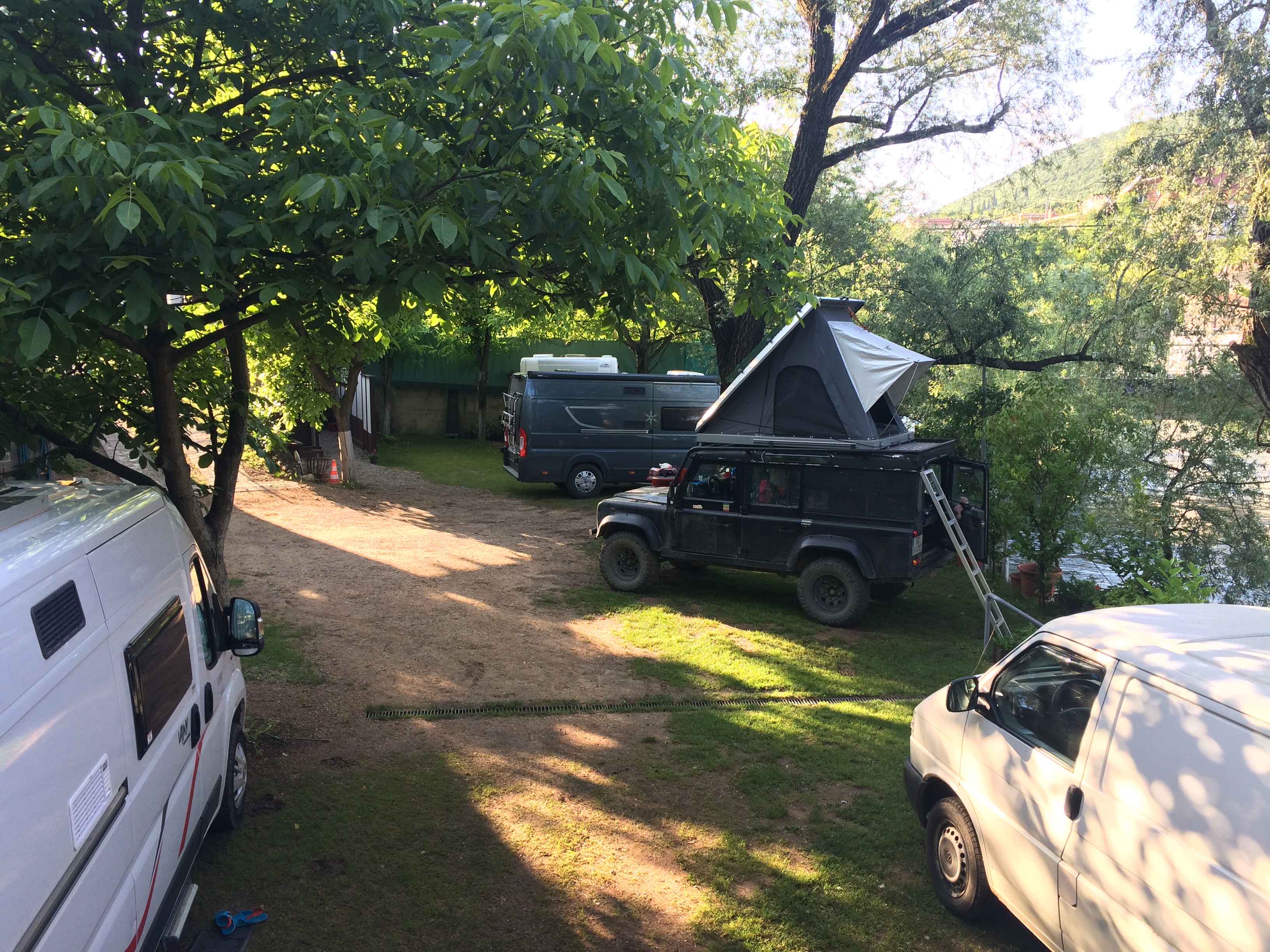 Wohnmobilstellplatz: River camp Aganovac June 2019 - River camp Aganovac