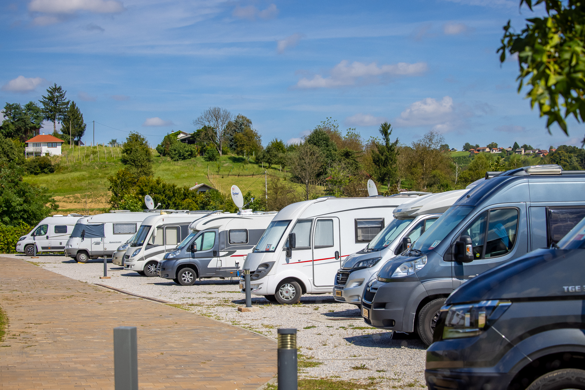 Wohnmobilstellplatz: Weincamp Hažić