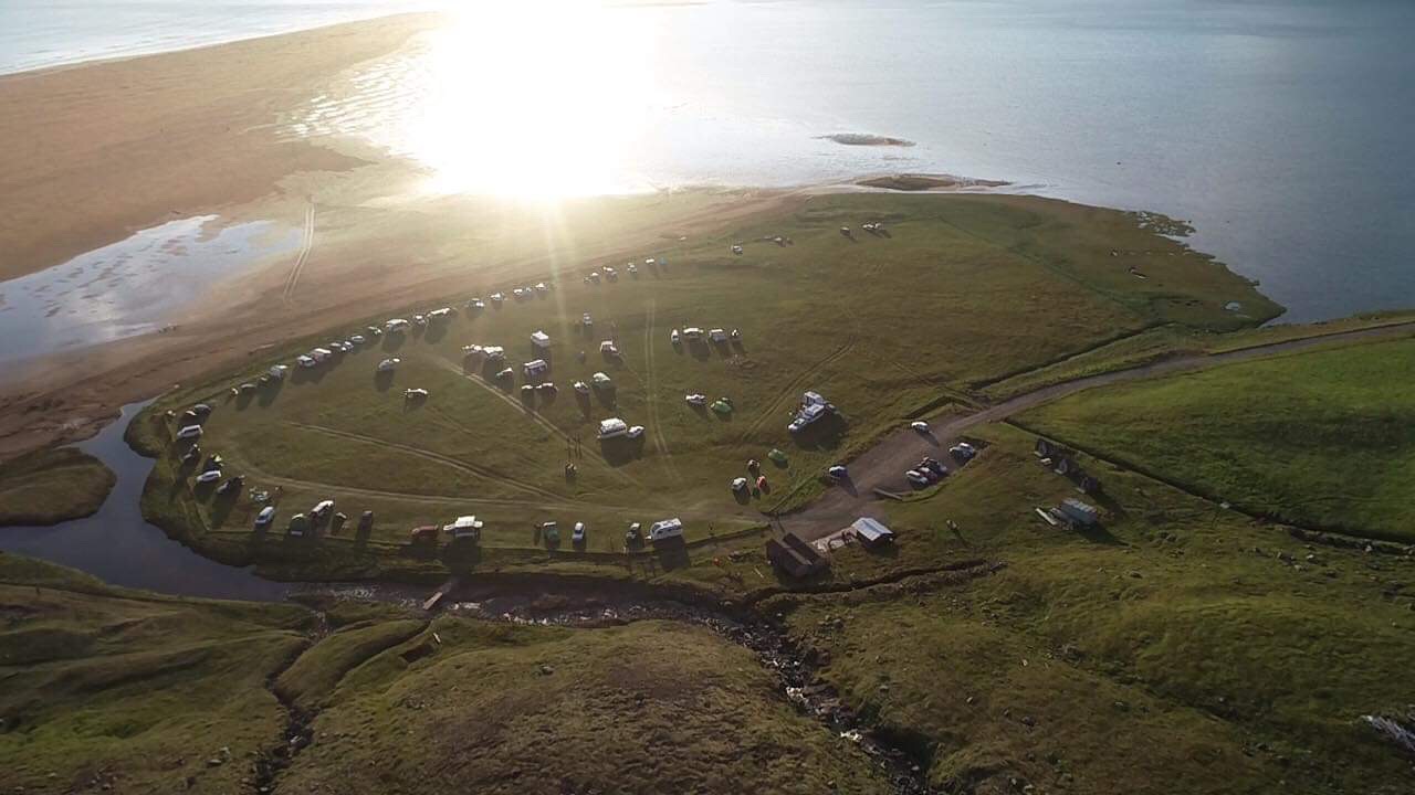 Reisemobilstellplatz - Wohnwagen erlaubt - Island - Melanes campsite