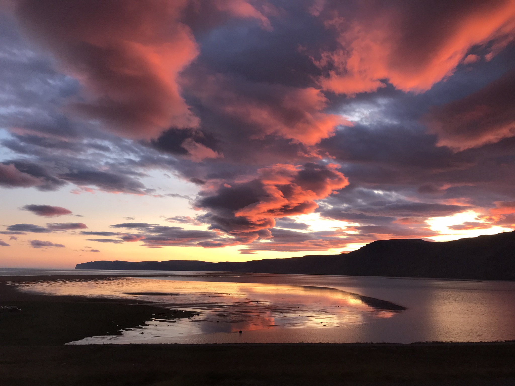 Reisemobilstellplatz - Wohnwagen erlaubt - Island - Melanes campsite