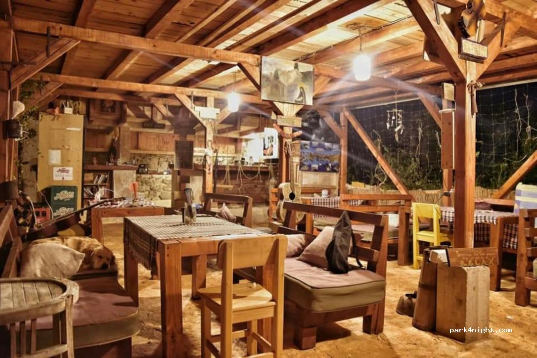 Wohnmobilstellplatz: Agape Farm Camp