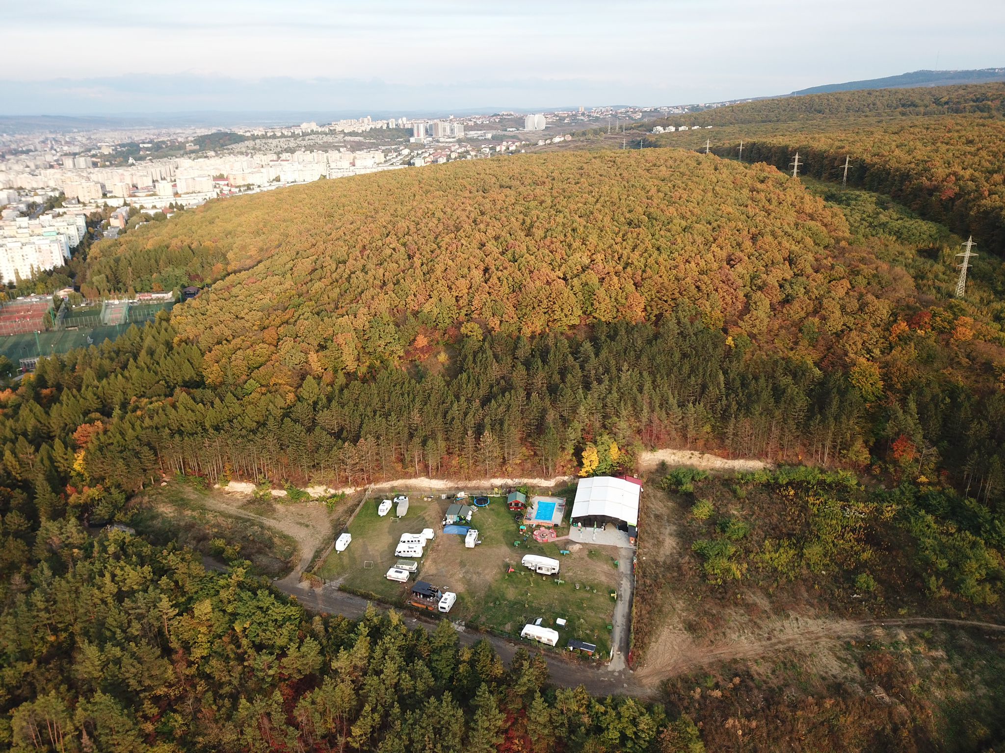Place de parking pour camping-car - Roumanie - Camping Colina