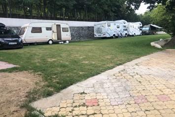 Wohnmobilstellplatz: Camping Robinson Country Club