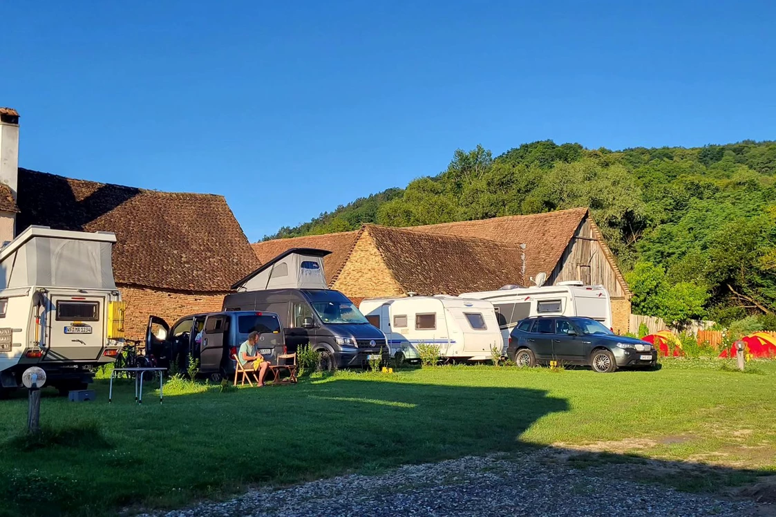 Wohnmobilstellplatz: Camping Zori