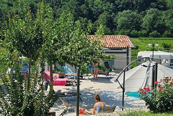 Wohnmobilstellplatz: Lazy summer afternoon on the pool. - Kamp Brda, Camping & Rooms