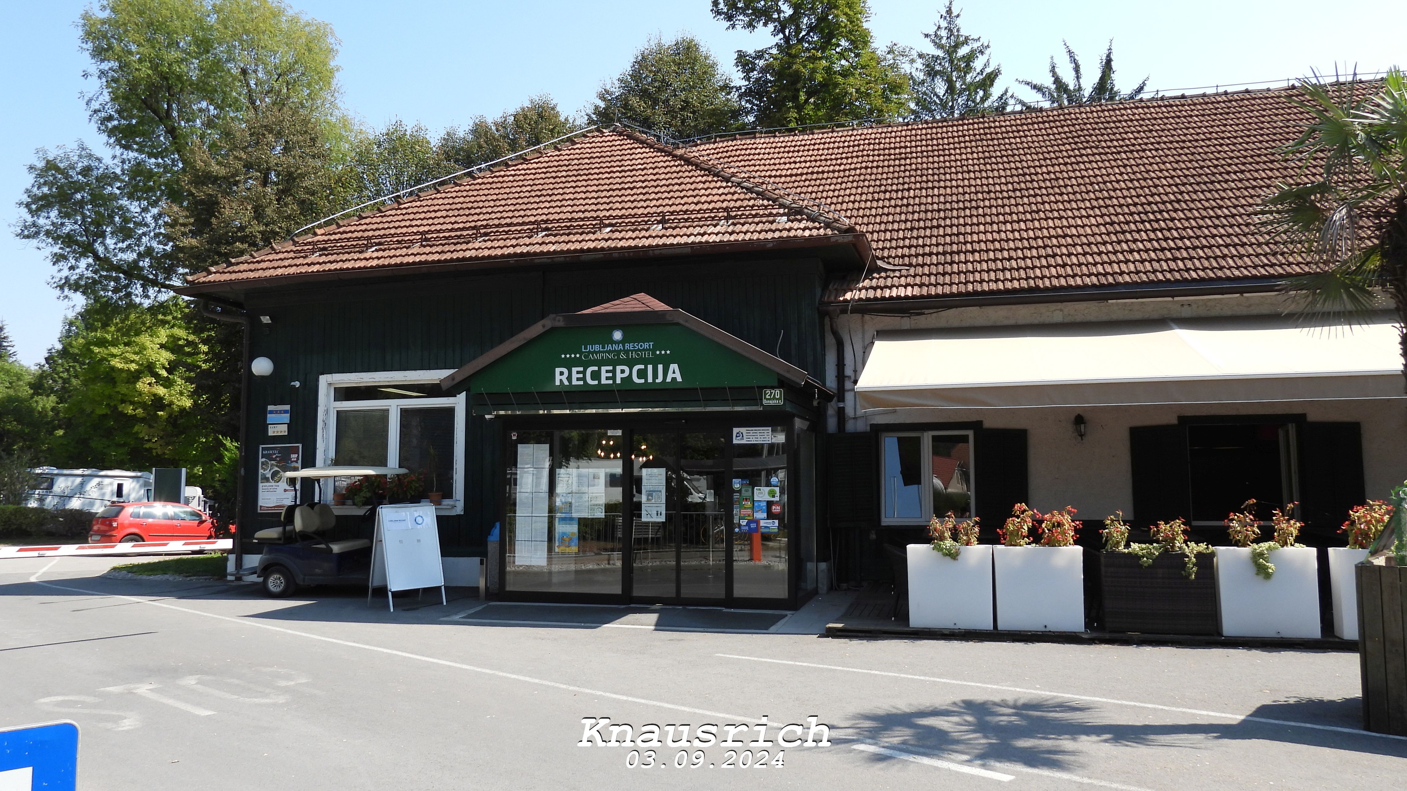 kampeerplaats voor campers - FKK-Strand - Pomurje / Pohorjegebergte en omgeving / Savinjska - Ljubljana Resort Hotel*** & Camping****