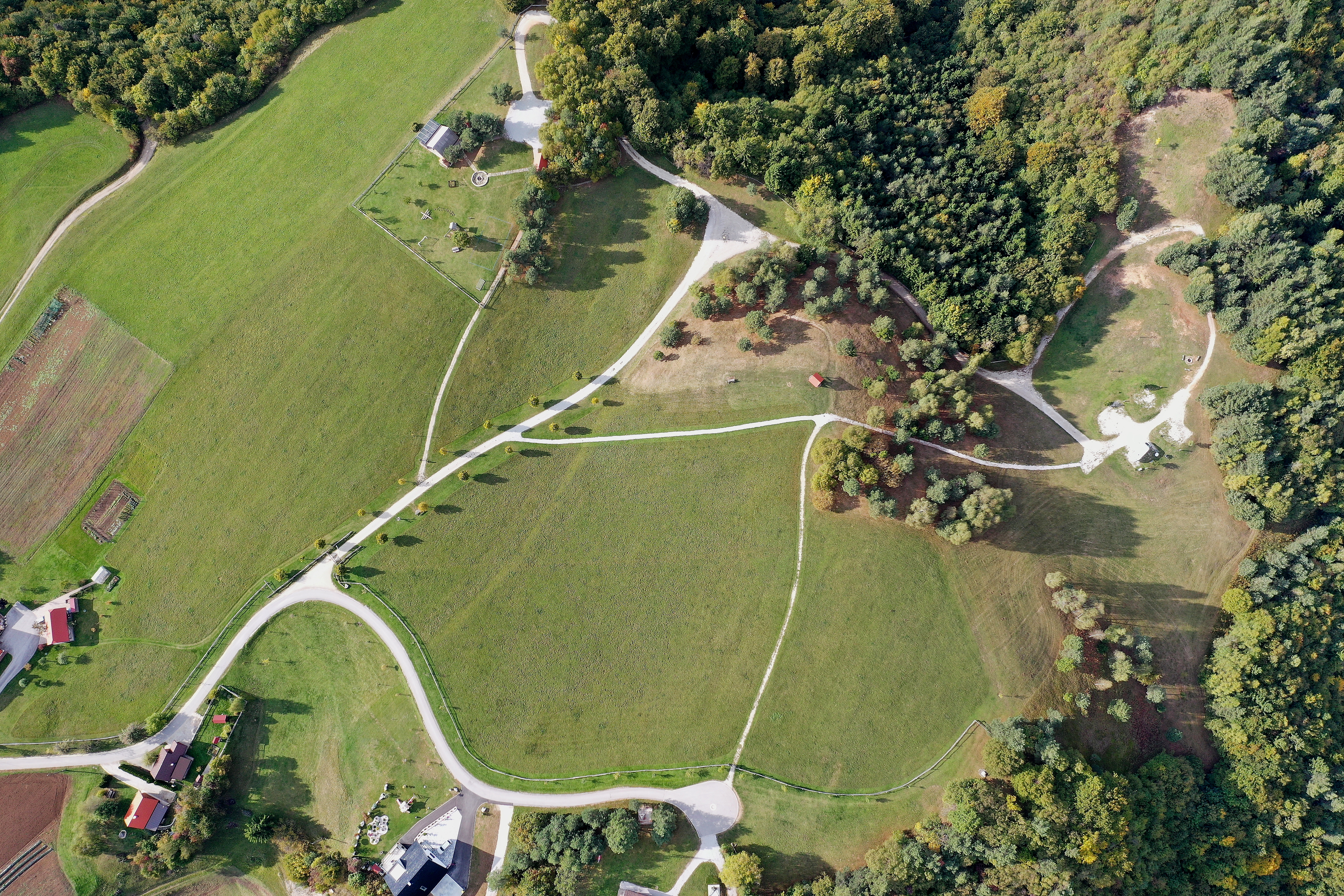 kampeerplaats voor campers - Region Unterkrain - Our Park I Unsere Park  - Camping in Tourist village Pristava I Zelten in Feriendorf Pristava