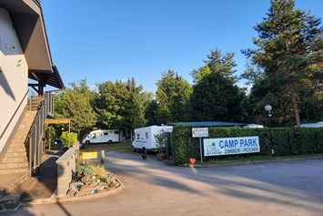 Wohnmobilstellplatz: Camping Park