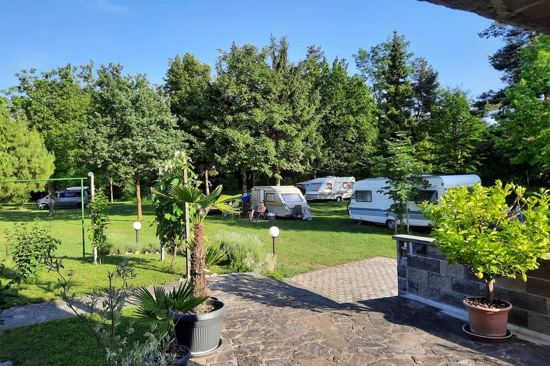 Wohnmobilstellplatz: Camping Park