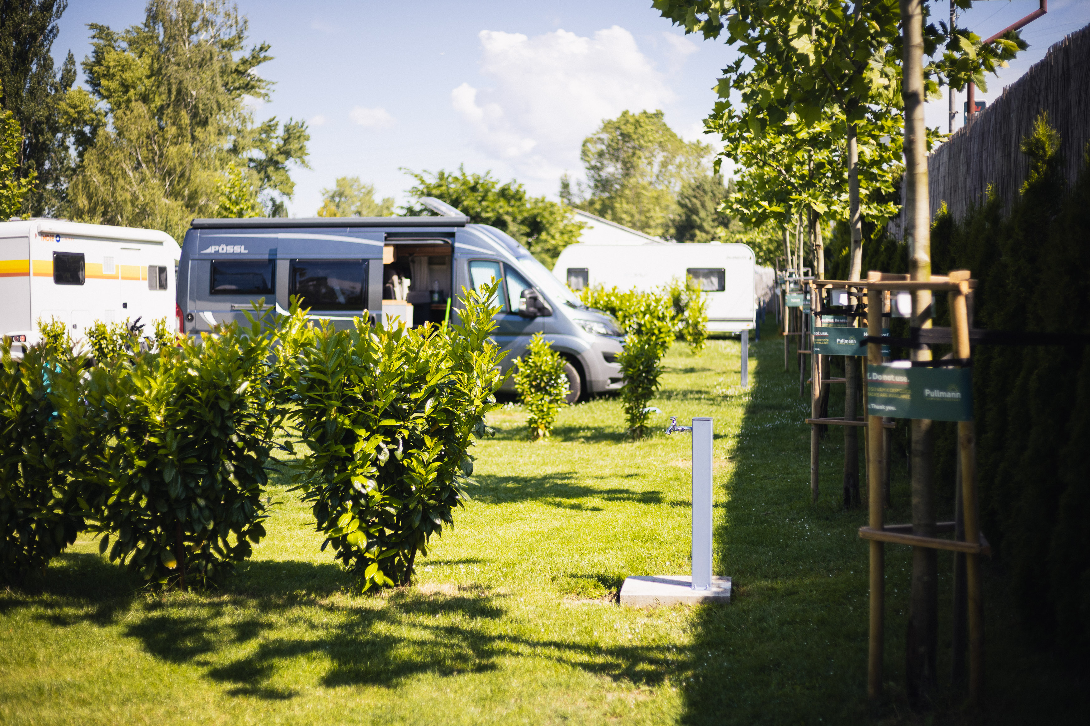 Wohnmobilstellplatz: Camping Pullmann