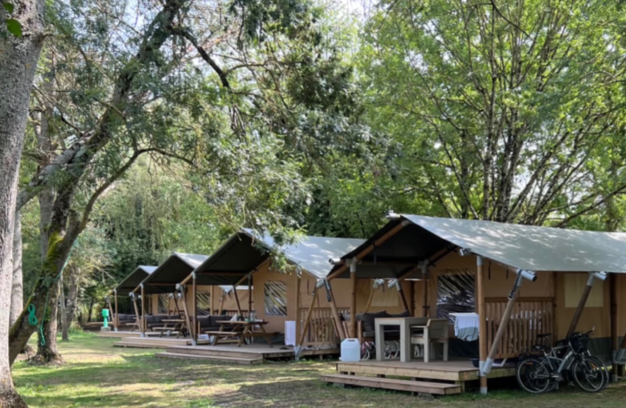 Wohnmobilstellplatz: Tente safari lodge - Camping La Vallée de l'Indre