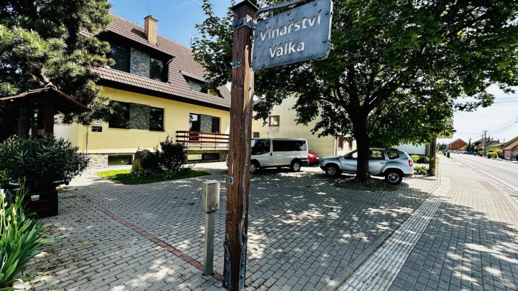 Reisemobilstellplatz - Hunde erlaubt: Hunde erlaubt - Tschechien - Vinarstvi Valka