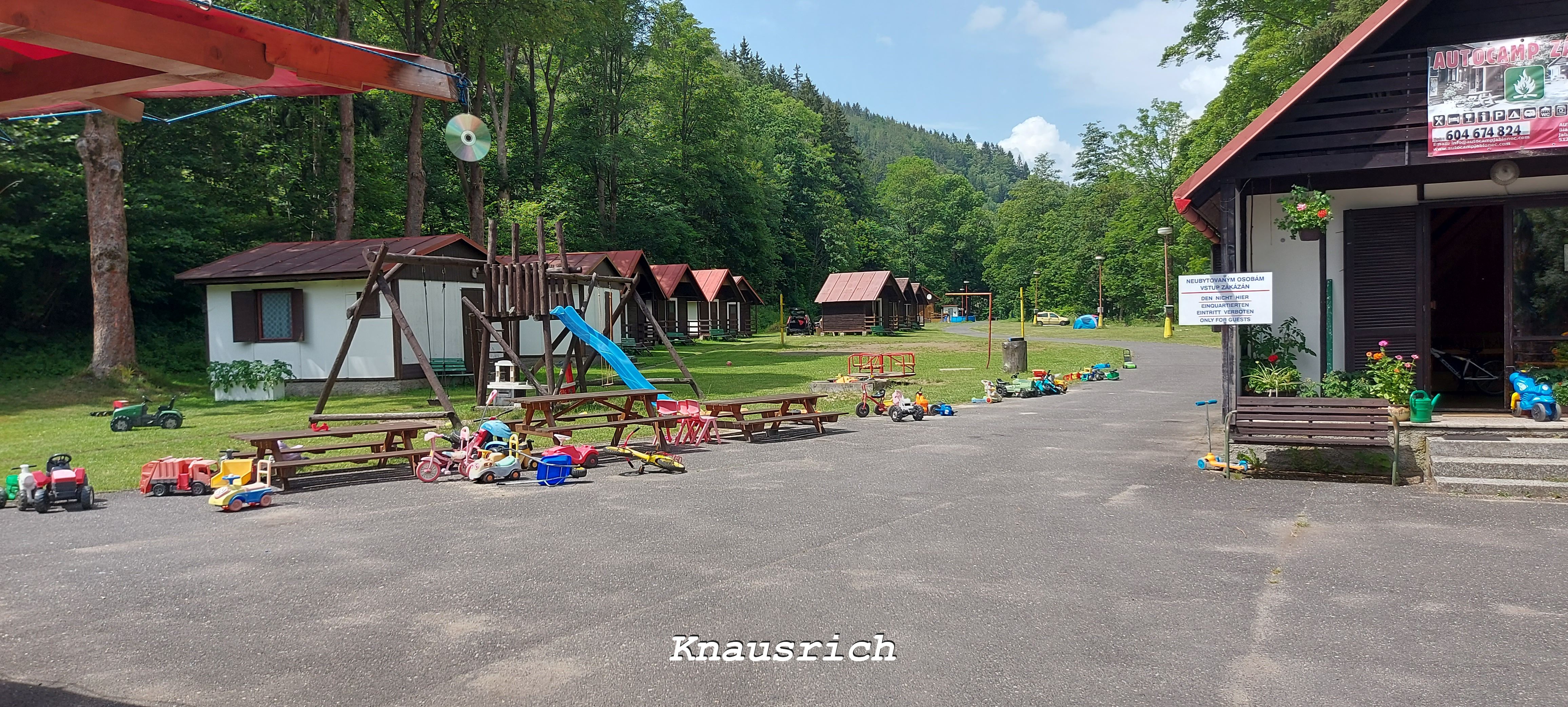 kampeerplaats voor campers - Harrachsdorf - Autocamp Zatisi