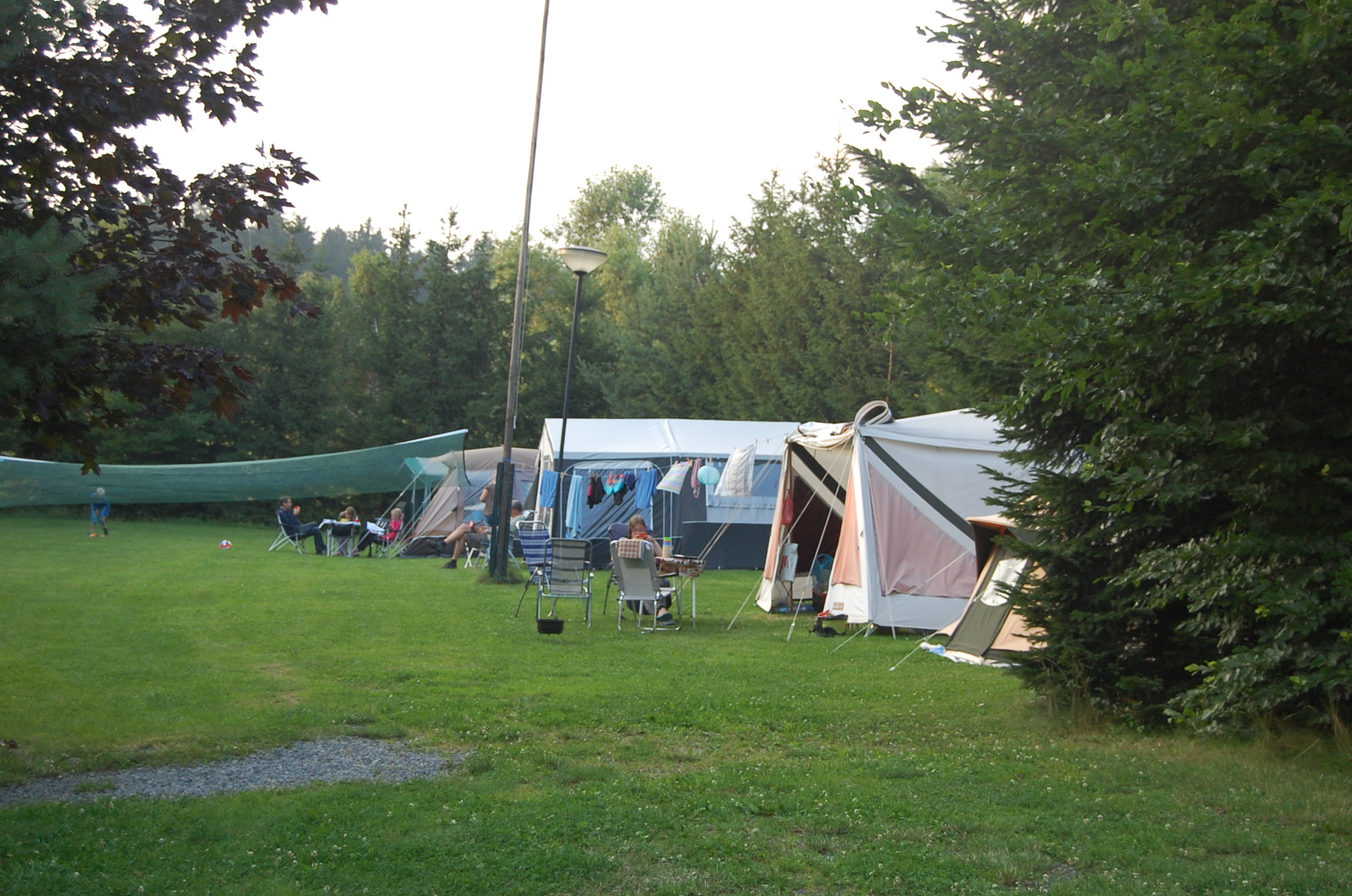 Area sosta per camper - Benešov - Vlaggemast veld - SVR Camping De Bongerd CZ