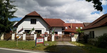 Reisemobilstellplatz - Wohnwagen erlaubt - Südböhmische Region - Gasthaus - Camping & Guesthouse Pliskovice