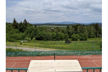 Wohnmobilstellplatz: Blick auf das Riesengebirge - Hotel Pod Zvičinou