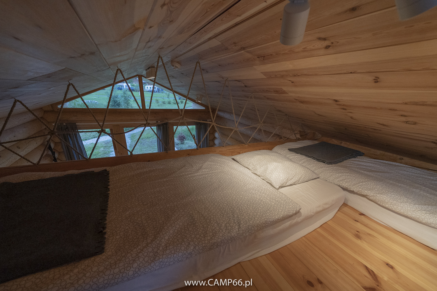 Wohnmobilstellplatz: log cabin interior - Camp 66