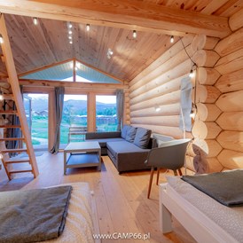 Wohnmobilstellplatz: log cabin interior - Camp 66