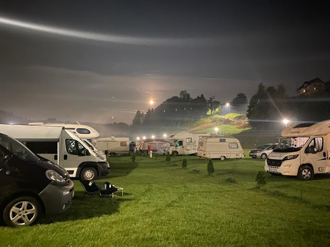 Reisemobilstellplatz - Kryspinów - Camping Nasza Dolina Pole Namiotowe Pieskowa Skala Ojcow