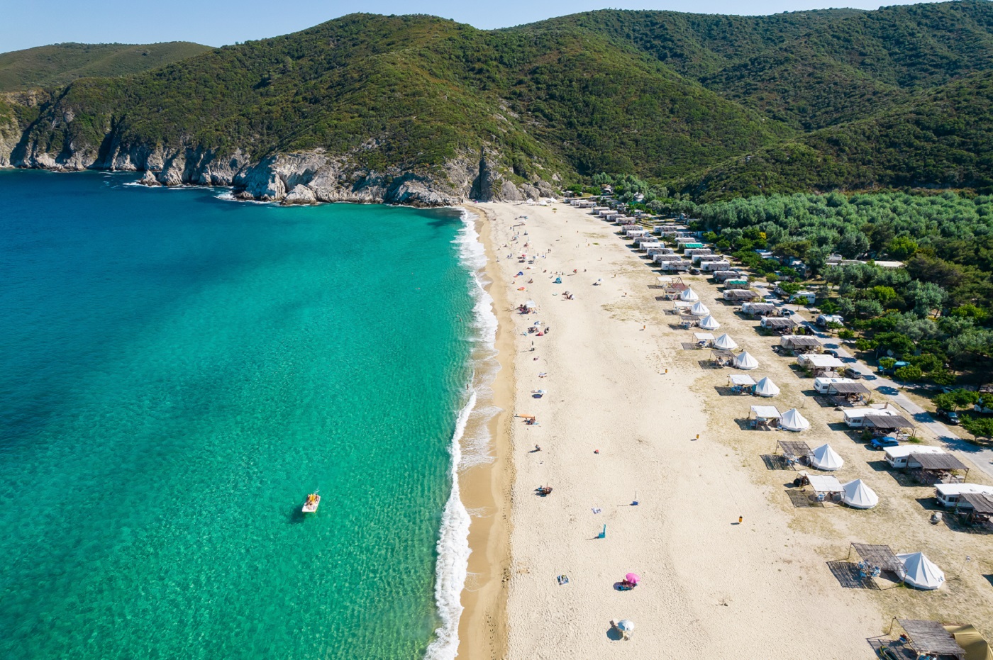 área camper - Stromanschluss - Grecia - Camping Thalatta Kalamitsi Village