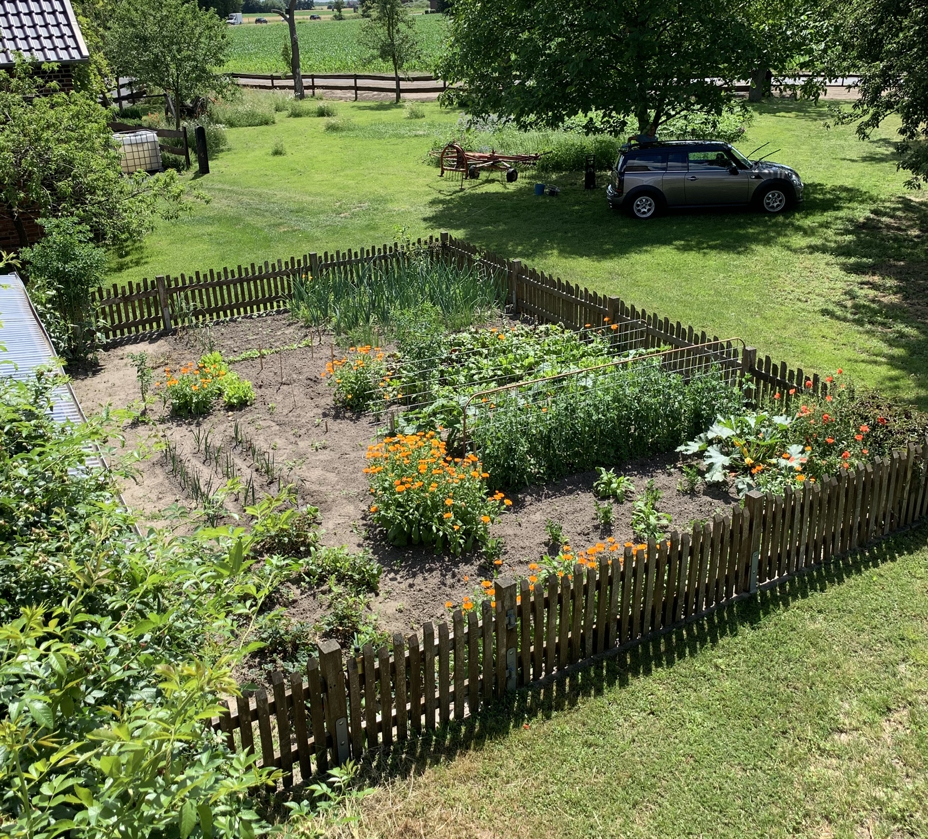 Reisemobilstellplatz - Wohnwagen erlaubt - Münster (Münster, Stadt) - Am Mühlturm auf der Streuobstwiese (Einzelstellplatz, Sauna)