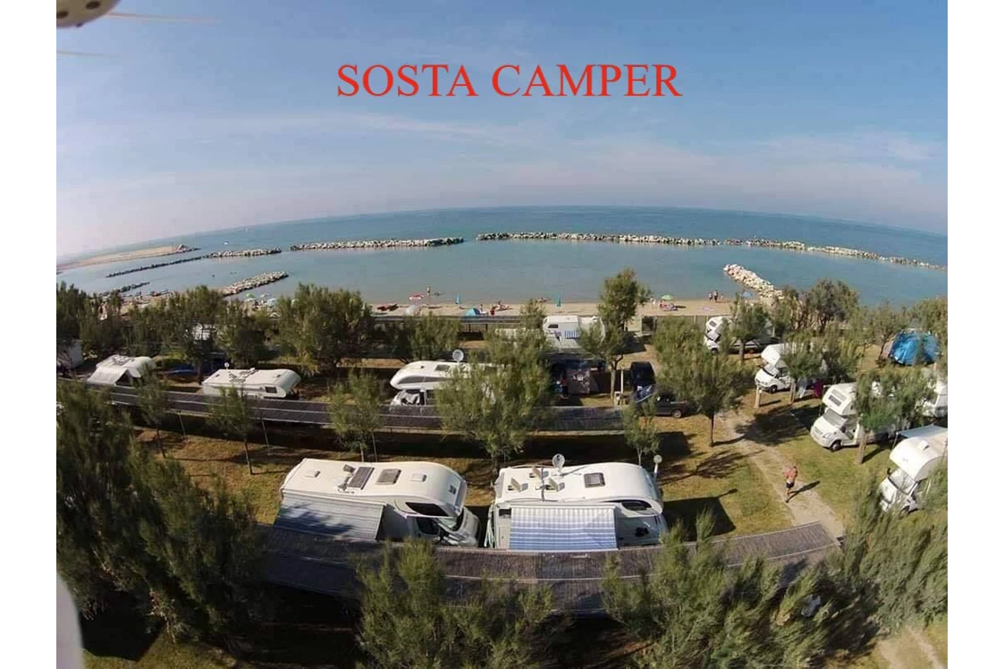 Wohnmobilstellplatz: Area Sosta Costa Verde