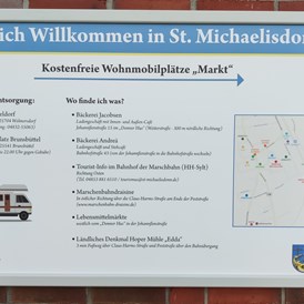 Wohnmobilstellplatz: Wohnmobilplatz "Markt" St. Michaelisdonn