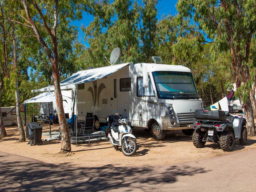 Wohnmobilstellplatz: Centro Vacanze Isuledda****