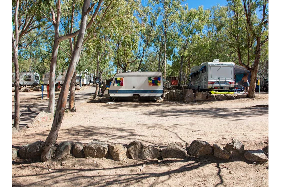 Wohnmobilstellplatz: Centro Vacanze Isuledda****