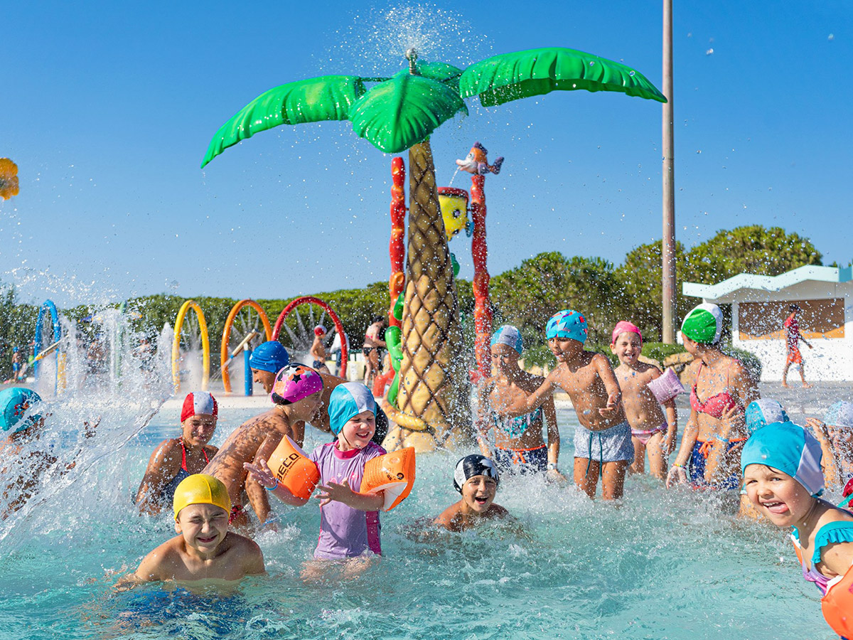 Wohnmobilstellplatz: Campingplatz Baia Blu La Tortuga****