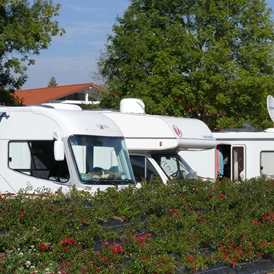 Wohnmobilstellplatz: Wohnmobilstellplatz an der Wutach